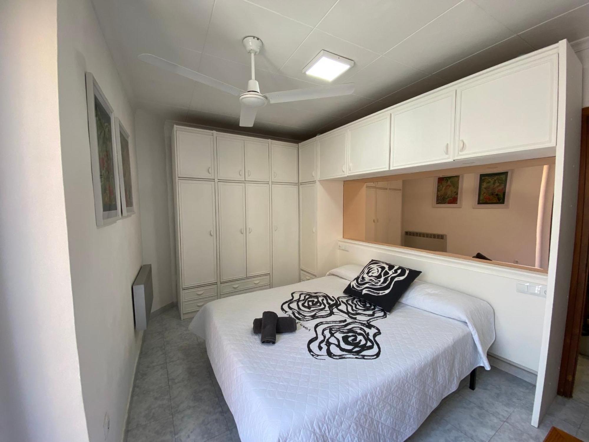 Apartaments Portbou Costa Brava Esterno foto