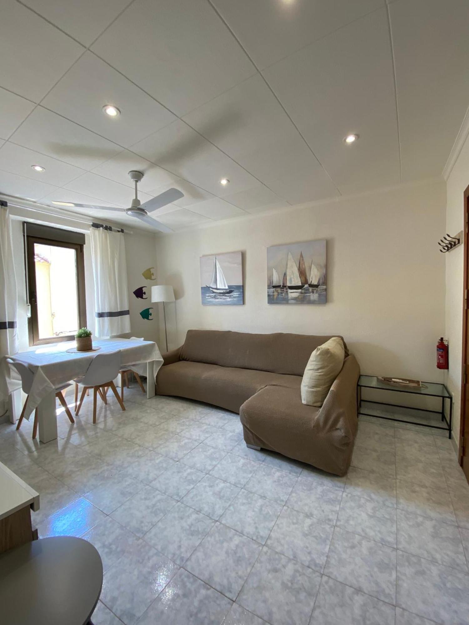 Apartaments Portbou Costa Brava Esterno foto